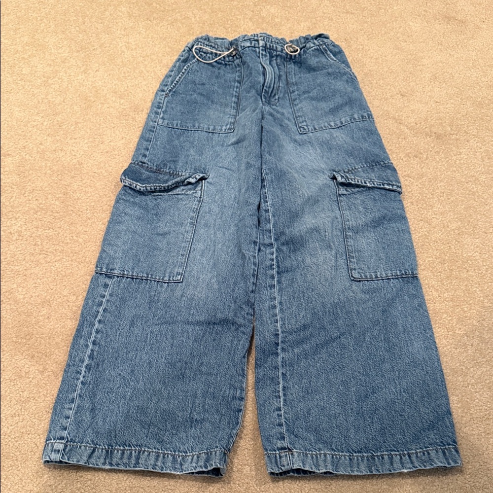 Zara Wide-Leg Cargo Jeans